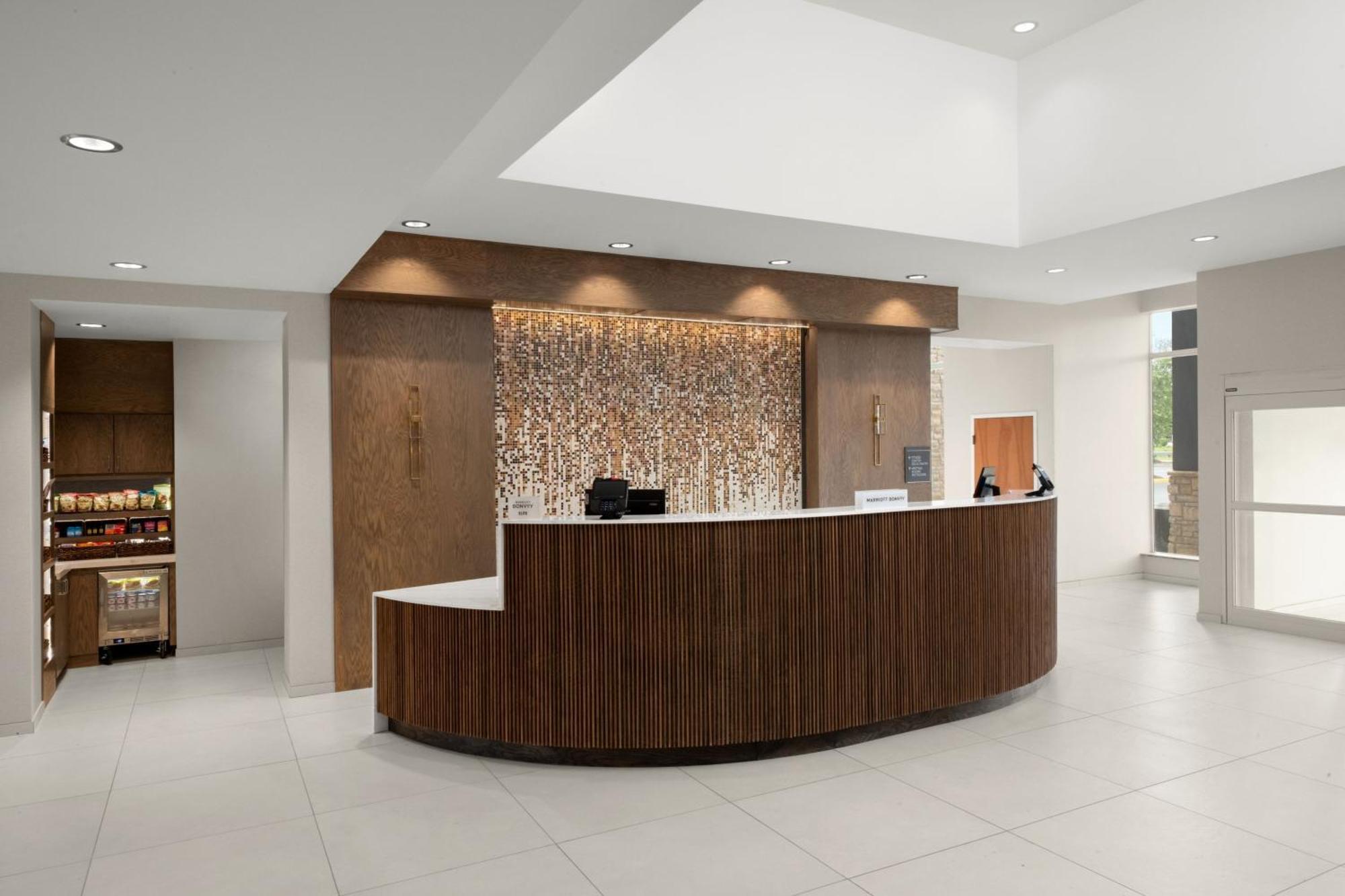 Delta Hotels By Marriott Colonial Heights Exterior foto