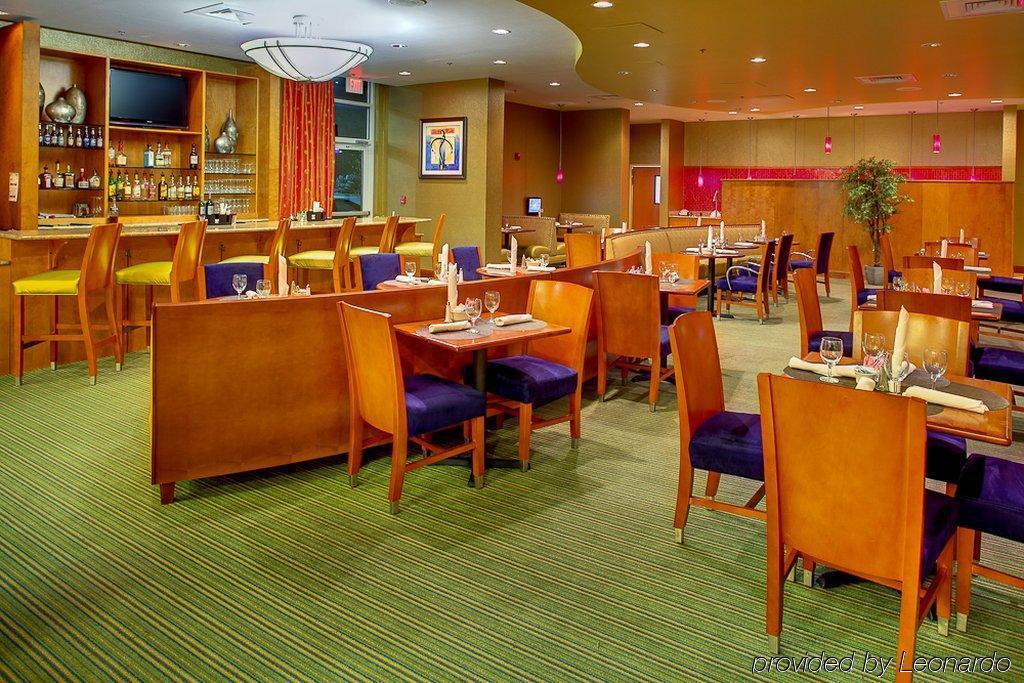 Delta Hotels By Marriott Colonial Heights Restaurant foto